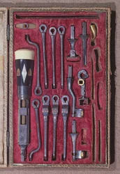 Set von Zahnmedizinischen Instrumenten, frühes 19. Jahrhundert